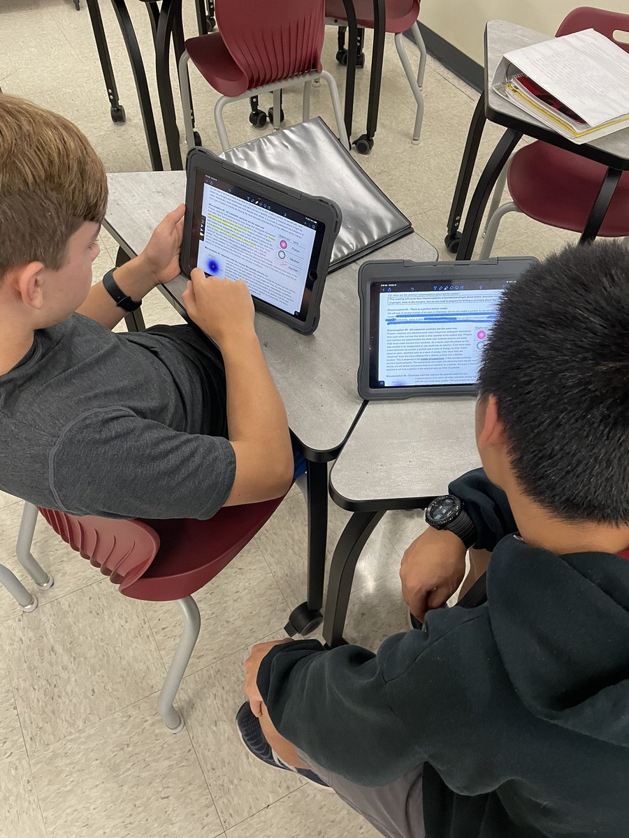 MrPropson's tweet photo. Great day for #SouthSci #WICOR 

1) Partner reading/GIST summary on atomic model misconceptions 📖 
2) Evaluating strengths/weaknesses of models using reading 🔎
3) World Cafe for discussion &amp; peer feedback ☕️ https://t.co/WWDFCLOCF3