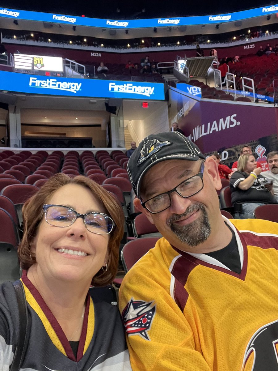Here we go!! <a href="/monstershockey/">Cleveland Monsters</a> #LightTheLand #HomeOpener