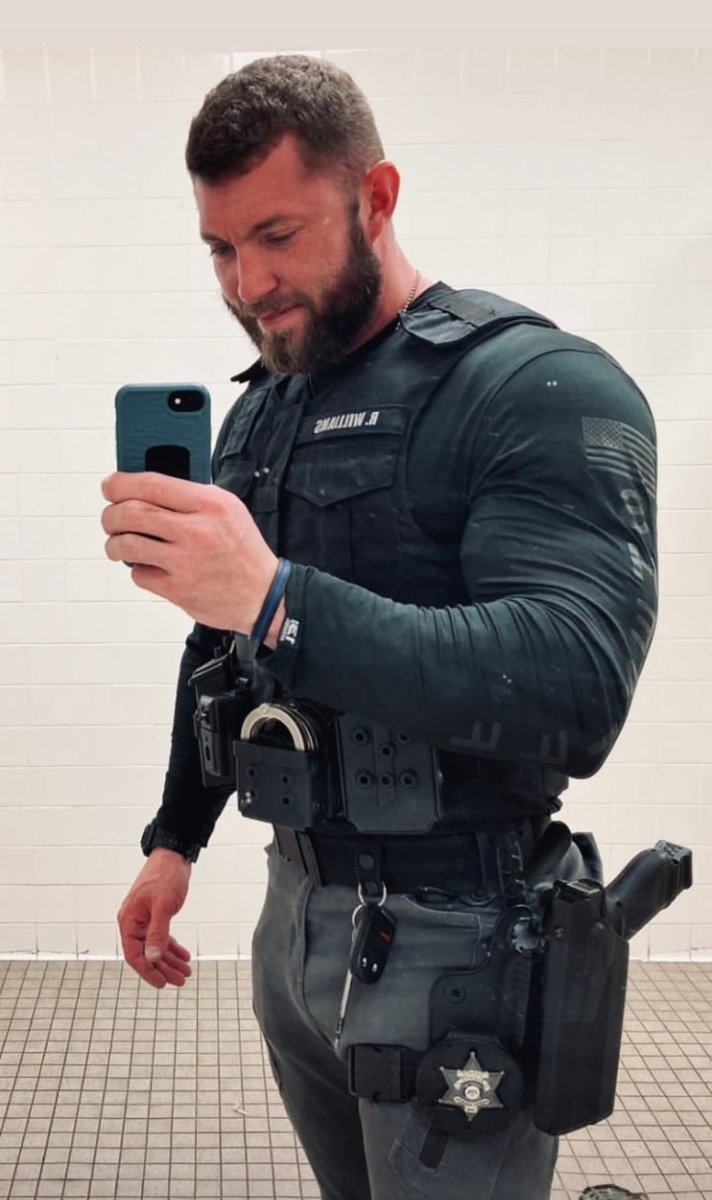 CussTim's tweet image. Staying positive 🌞