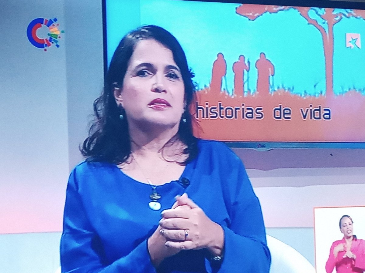 SermagP's tweet photo. En nuestro hogar se habla de ella como de la familia. Lo permite su naturalidad, sencillez, profesionalidad, inteligencia. Esa alegria que lleva siempre en su rostro. ¡Que orgullo verla tan grande! ¡Gracias Martha Ayala Ávila!
#Cuba #CubaSalva
#CubaViveEnSusCientíficos https://t.co/pnHRa1sRp5