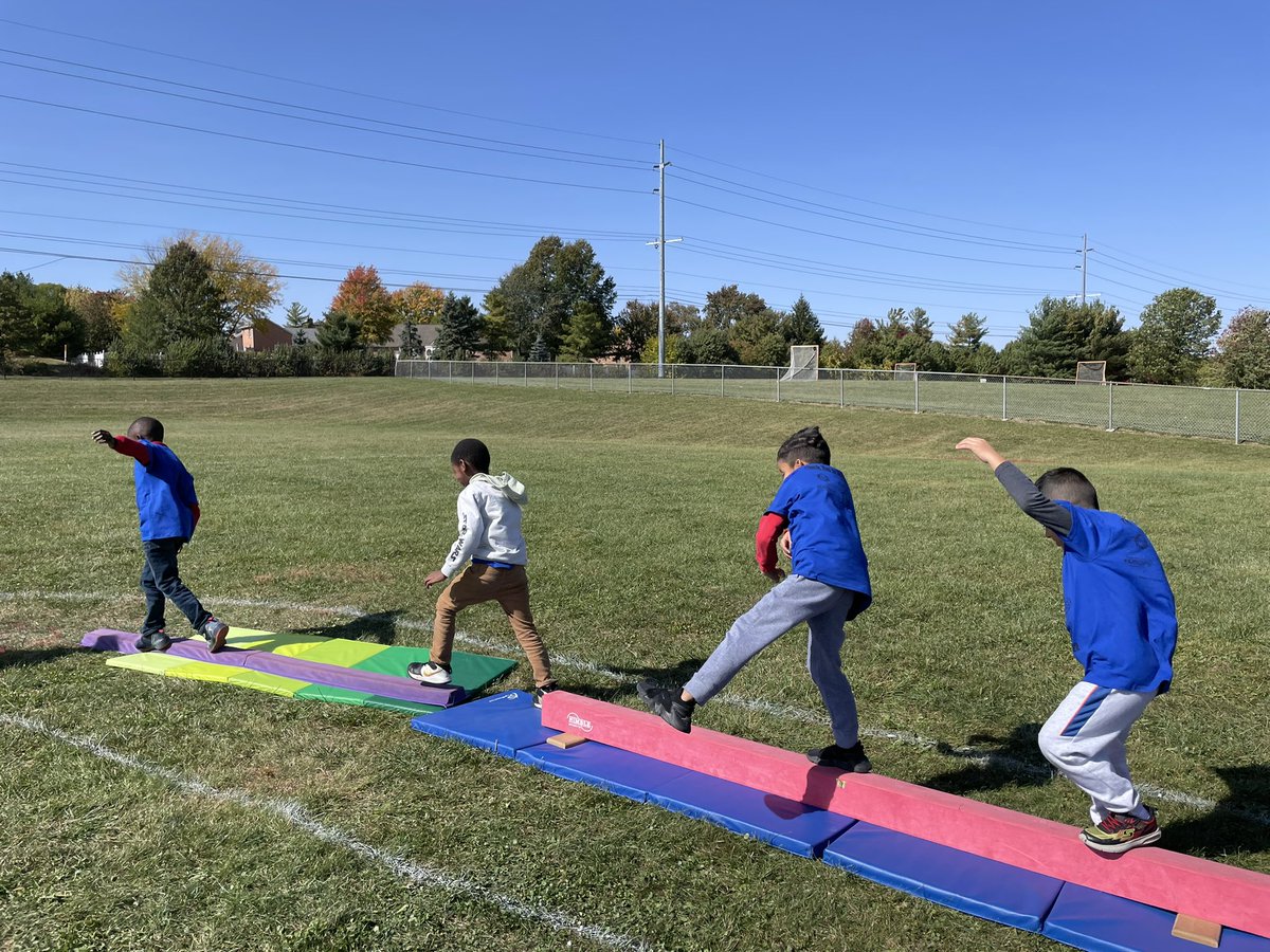 MrsEngel1st's tweet photo. Best day ever! We had so much fun during #HECSwalkathon ❤️ #HECSmagic https://t.co/FhpebrXYgu