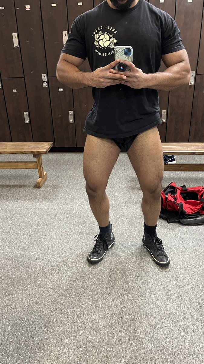 vallasare's tweet photo. Leg day = ☠️ day #quadpump https://t.co/dzriKFXX5Y