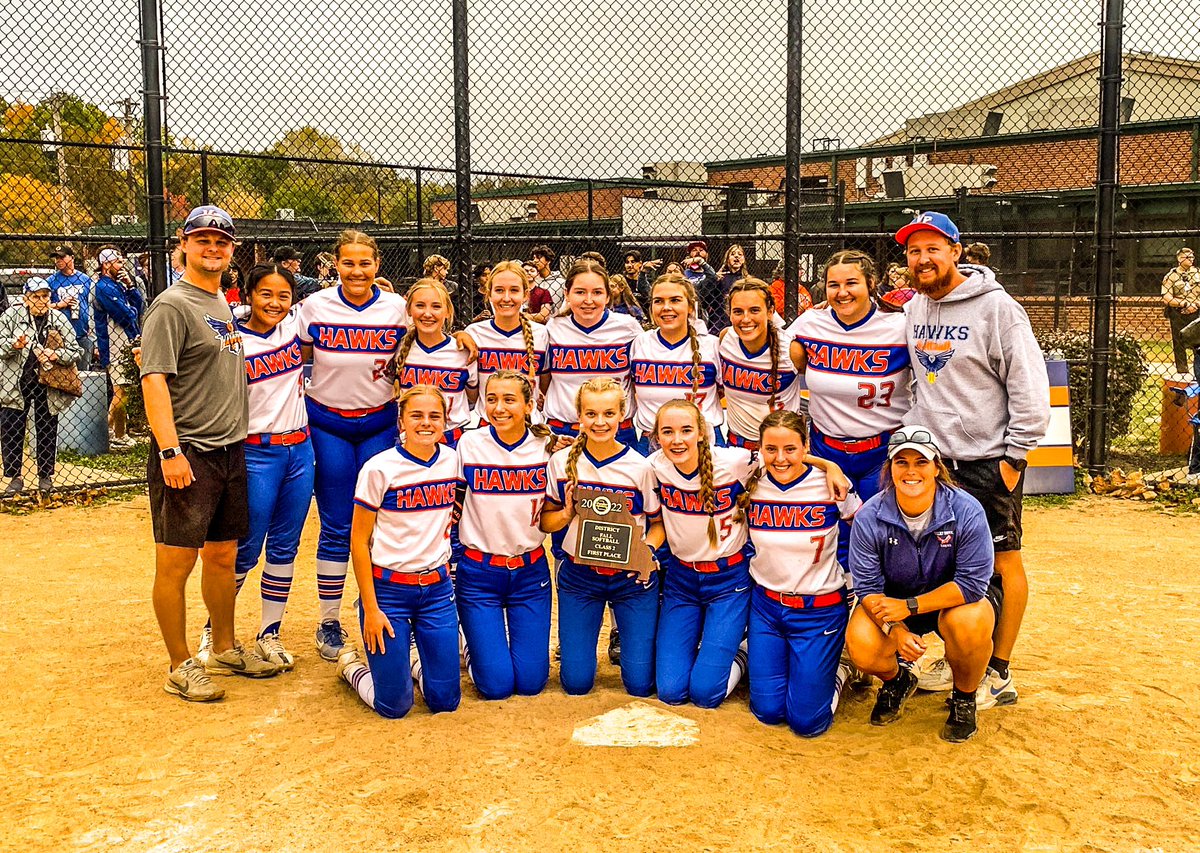 tdilg's tweet photo. Congratulations to the @ValleyParkSD Lady Hawks who captured our 1st EVER District Softball Championship this afternoon! 
Thank you to the coaches, players, &amp; all of our great fans for an amazing atmosphere today! #VPpride https://t.co/9OTo5SARL7
