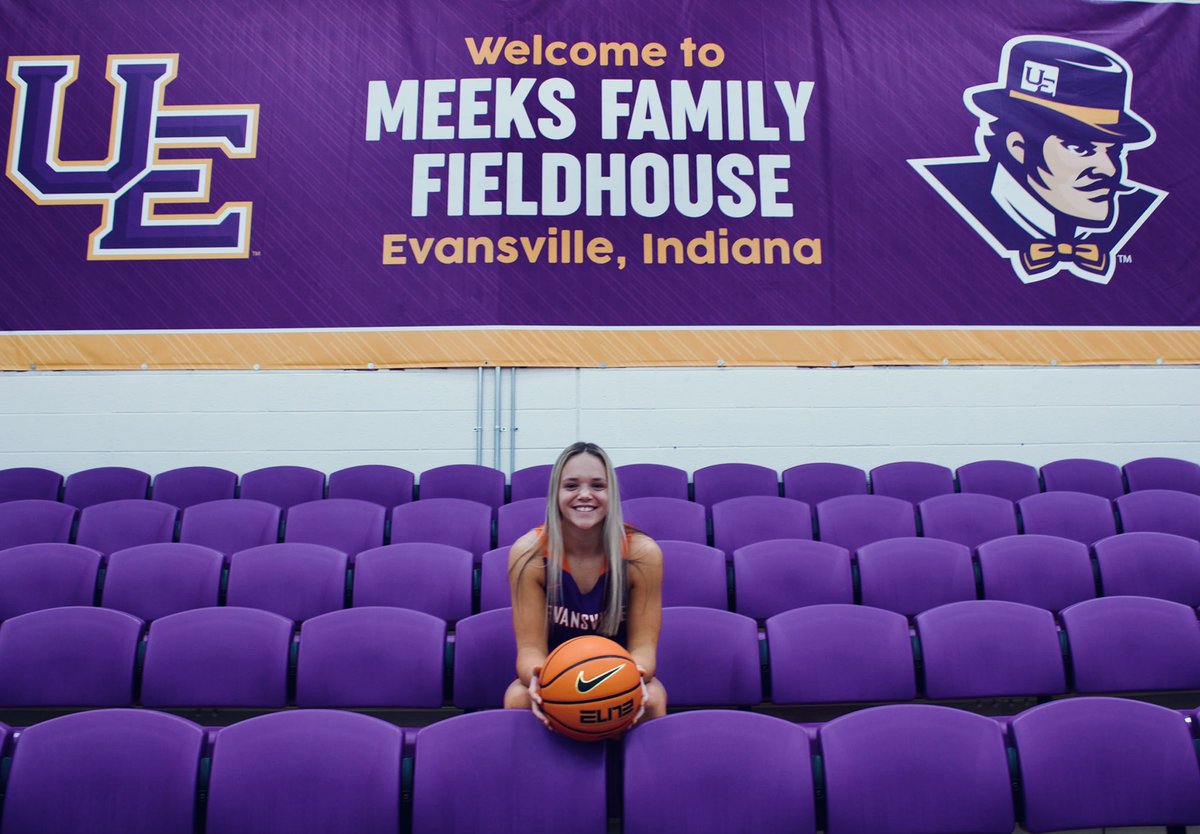 annahamilton01's tweet photo. After an exciting day, I am more than grateful to receive an offer from @UEAthletics_WBB !! Thank you to @CoachRSW for believing in me! I can’t wait to come back. Go Aces💜🧡@coachtaybo_ @AB_CoachBram @coachtorijarosz @Caleb_Poston @JasonLitz @_Lady_Cougars_ https://t.co/7OyOm18S32