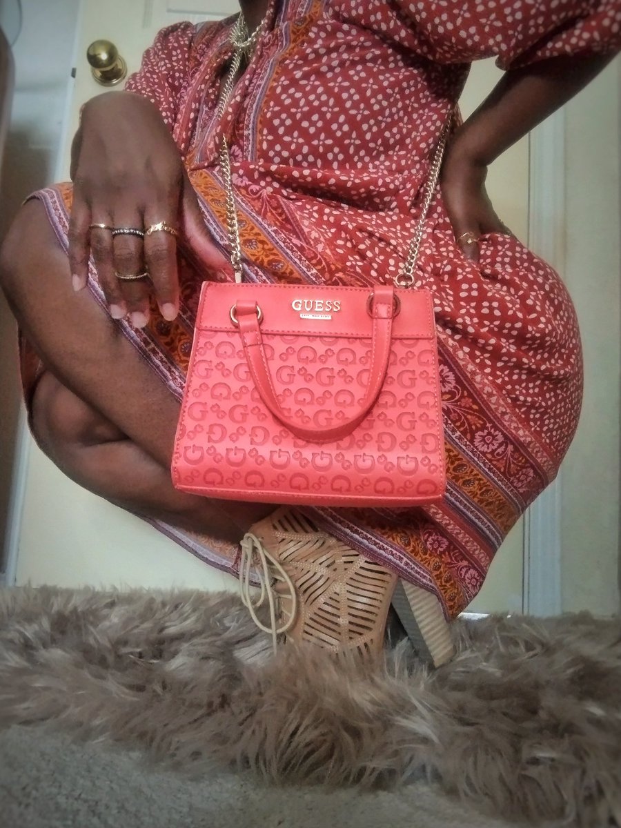 N A T O N Y A 🌿 tweet media