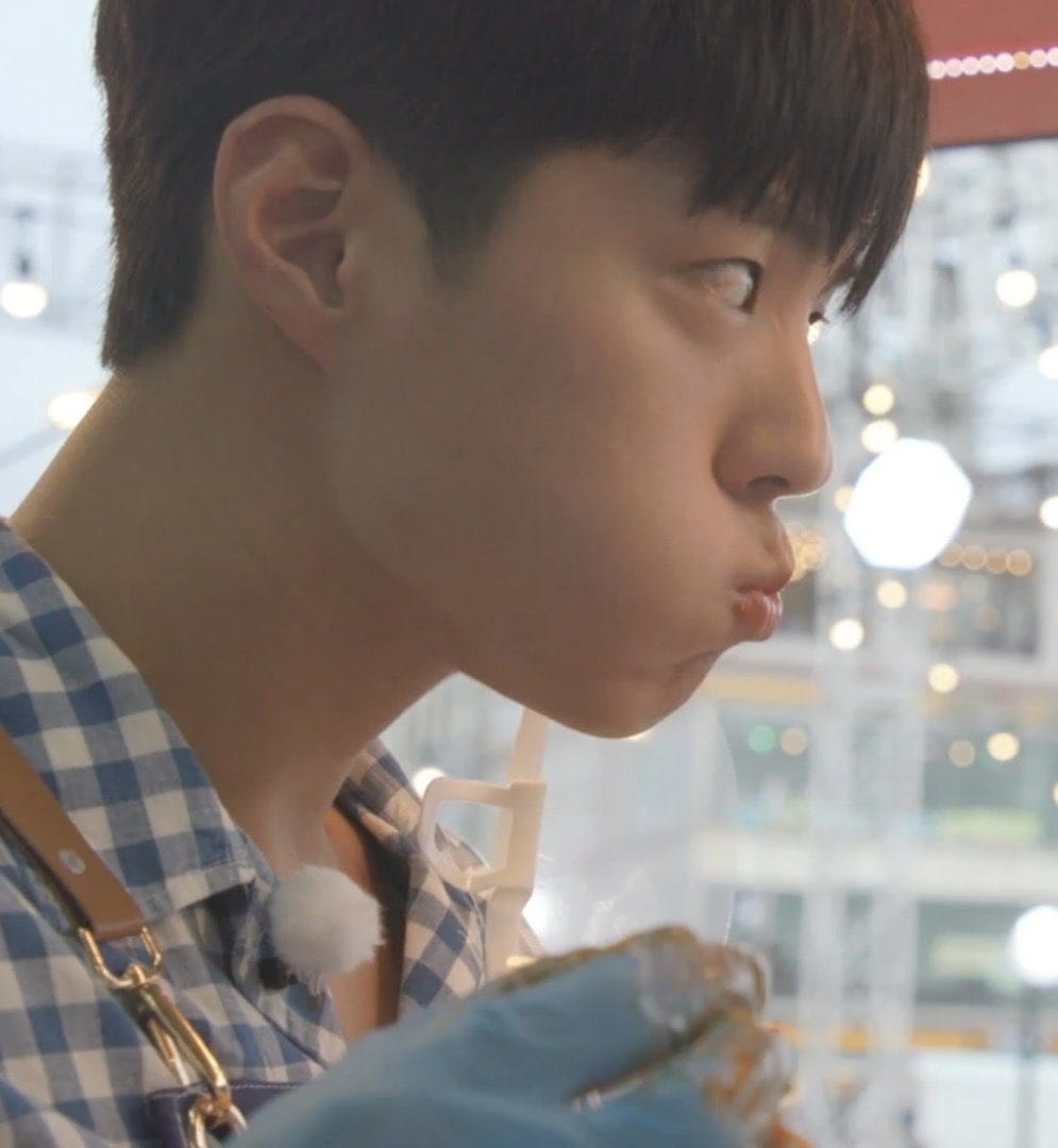 Bogummyluv2's tweet photo. Annyeong @BOGUMMY , have a great weekend 🥰🥰🥰🥰🥰 and for u all fans around the world 🥰🥰🥰🥰🥰

@YeojaGumy6  
@PrayingForBogum https://t.co/7Tld4txa0w