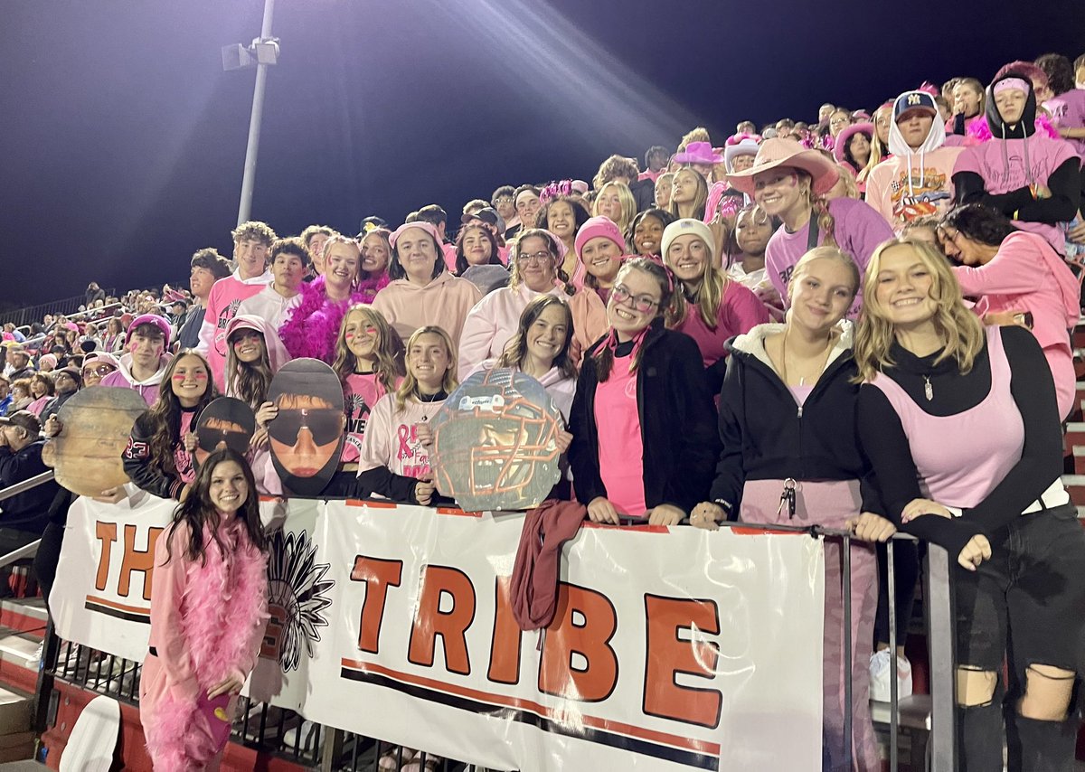 MySouthTribe's tweet photo. #beststudentsectionever
#pinkout https://t.co/xqj8u5yHEB