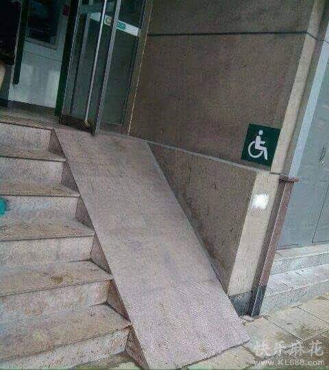 arqmona's tweet photo. Como se llama la obra? https://t.co/C4ZIhx9nrf