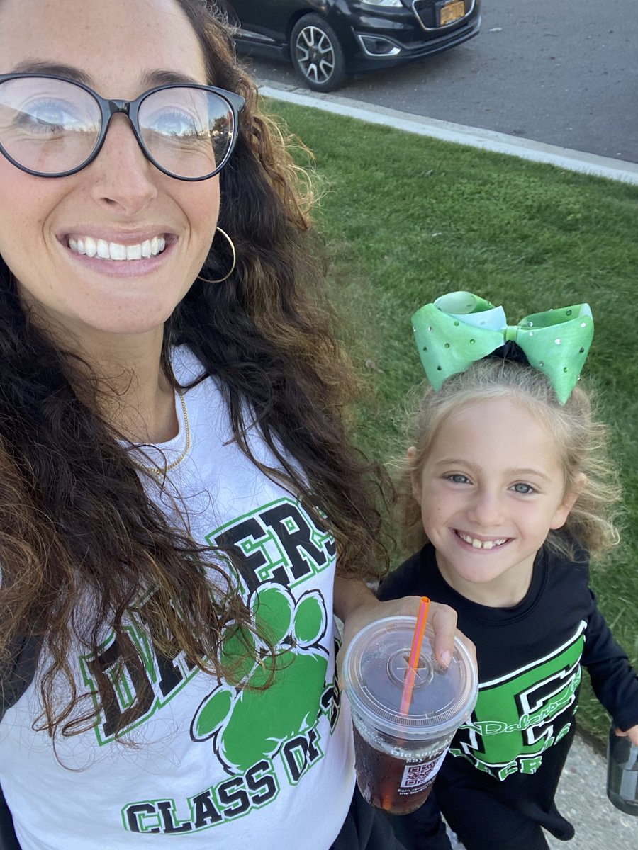 Got to enjoy the full Pep Rally &amp; Homecoming experience with my girl 💚🤍 #goDalers #DalerPride <a href="/FHSDalers/">FHS Dalers</a> <a href="/DalerPride/">Daler PR</a>