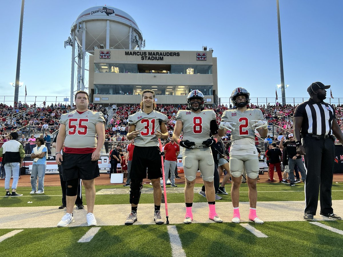 Tonight’s <a href="/MarcusFootball/">Marcus Football</a> captains: <a href="/RhettThomas18/">Rhett Thomas</a>, <a href="/ColleyCade/">Cade Colley</a>, <a href="/JundJake/">Jake Jund</a> and <a href="/jake_ballard2/">Jake Ballard</a>.

The Marauders will receive the opening kickoff.

#STCDA #ELITE #UNCOMMON #ProtectTheM #txhsfb