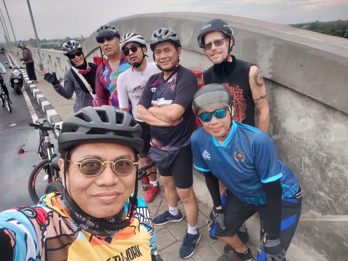 GOWES_SKPD's tweet photo. Pagi sobat gowes *Sabtu, 15 Okt 22 Gowes Fly Over Ganefo #SalamOlahraga #Gowes #Ganefo https://t.co/hw6ElwE2ih