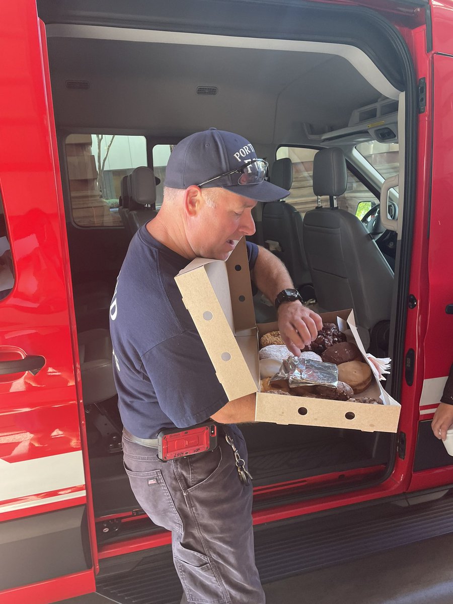 RossanaFor33's tweet image. The more I learn about these models of civilian response through our work with @LocalProgress the more I’m convinced of how possible and beneficial and urgent they are for our communities.