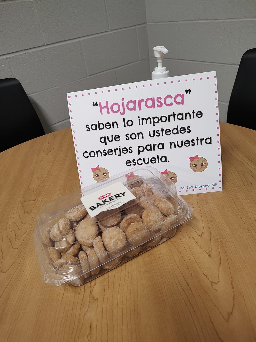 SraMoreno16's tweet photo. Although it was a bit late, I'm glad the #RiverSquad was able to thank our wonderful custodians for Keeping Our School Boo-nita(Boo-tiful).
@HumbleISD_CE https://t.co/N1UYm7Gmdw