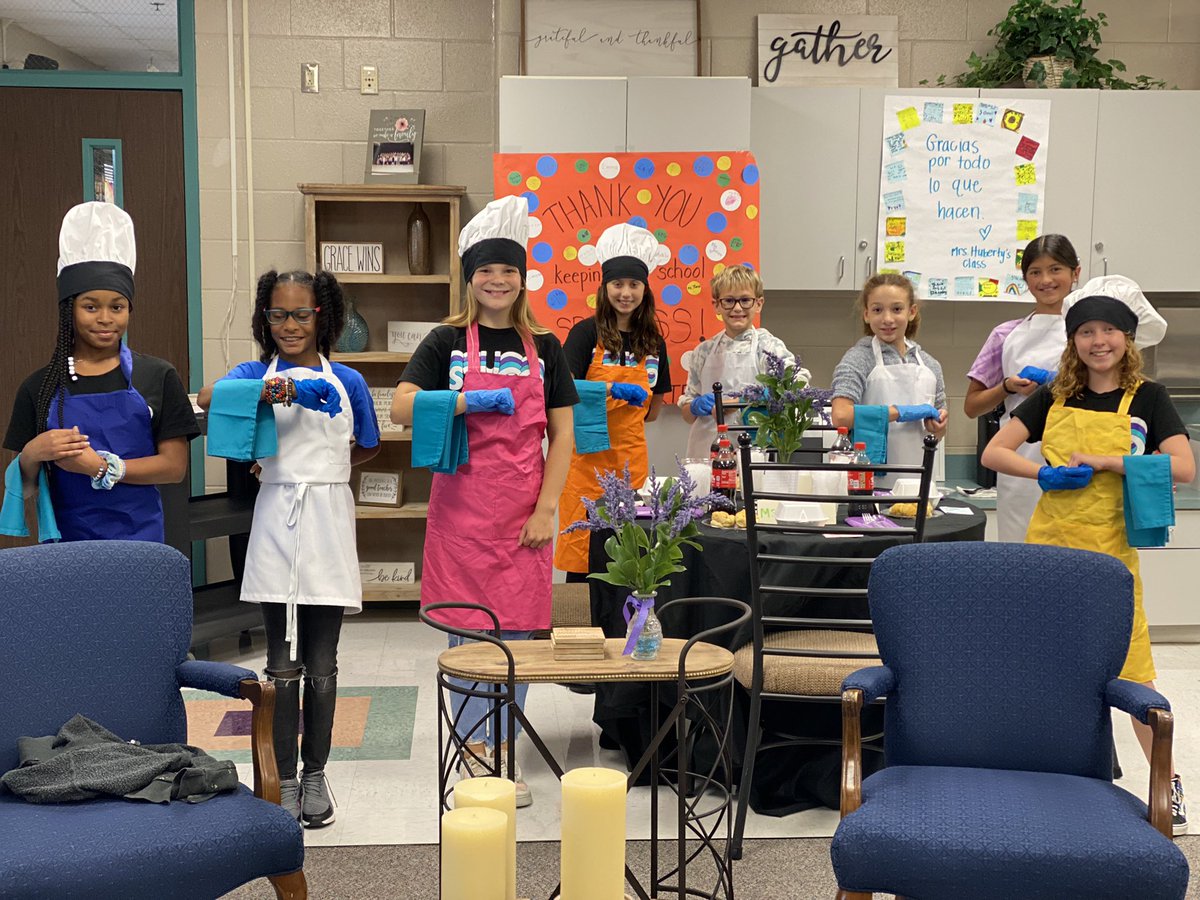 MBEStuCo's tweet photo. Our wonderful custodians were overwhelmed with the love poured out on them all week and feel as appreciated as they are! Posters, treats, notes, gifts and food made them smile from ear to ear! We love our wonderful custodial family! 💜 @HumbleISD_MBE #mbeisfamily https://t.co/QXTjZLxghc