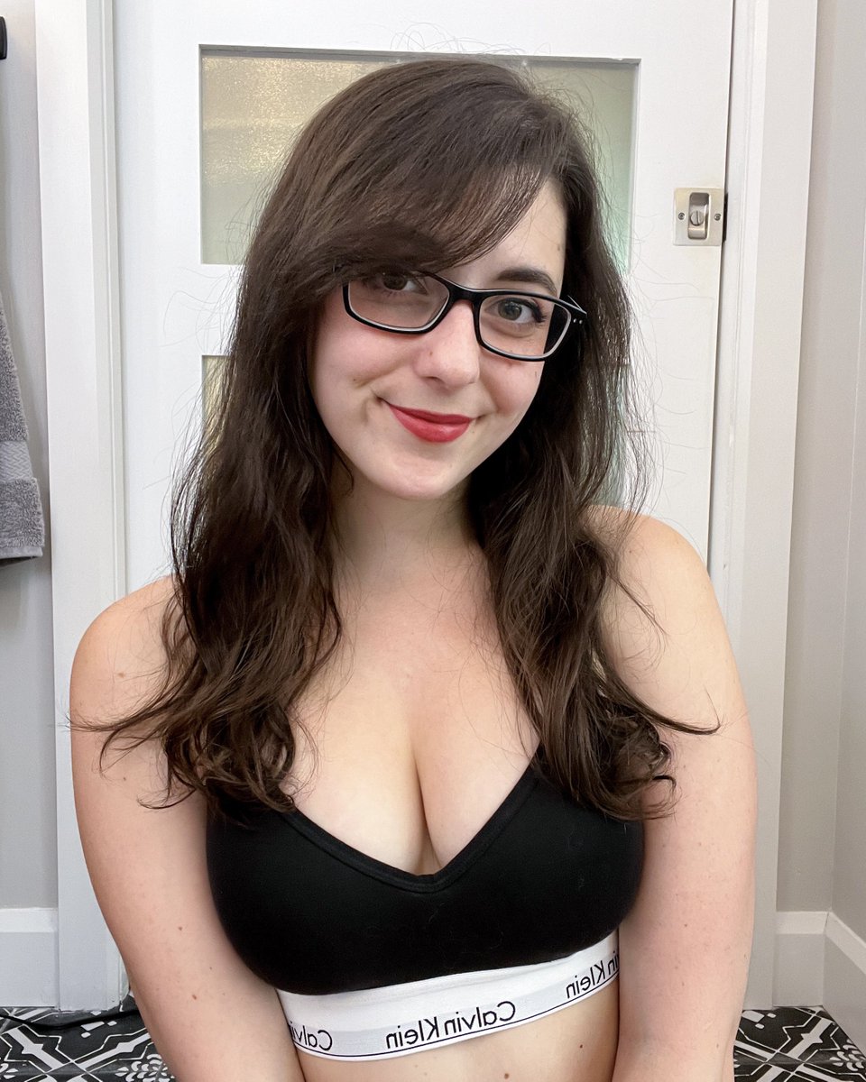 @gatitamilf1 on Twitter: "RT @sarameikasai: Hey 🥰🖤"