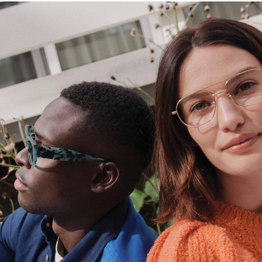 RobsonStreet's tweet photo. DYK Bailey Nelson has launched over 100+ new styles? Check out their store next time you're #onRobson. ๐๏ธ
(๐ท๏ธ: @baileynelsonca) https://t.co/57J9sZKy9A