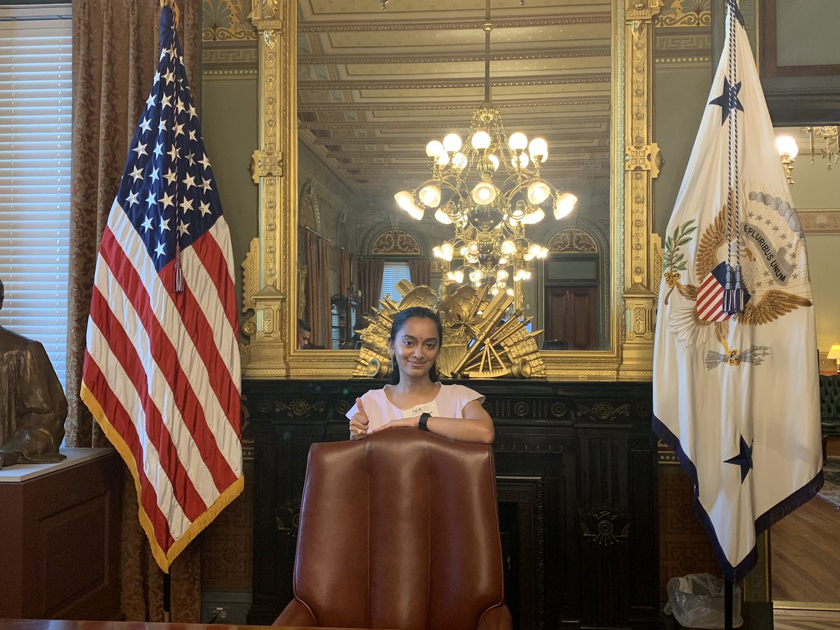 SrikanthNimisha's tweet photo. what a day! today, i had the honor of attending the @VP’s roundtable on #reproductivehealth and justice, representing @TAMU and @AdvocatesTweets as a #reproductivejustice leader. i am humbled to meet other amazing student leaders and feel more empowered to serve my community. https://t.co/tpYrbhJsMi