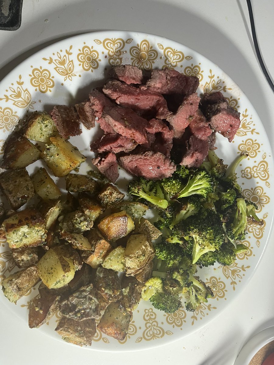 Rosemary butter steak, Parmesan potatoes and roasted broccoli. My first attempt at steak. Ever. @MarleySpoon