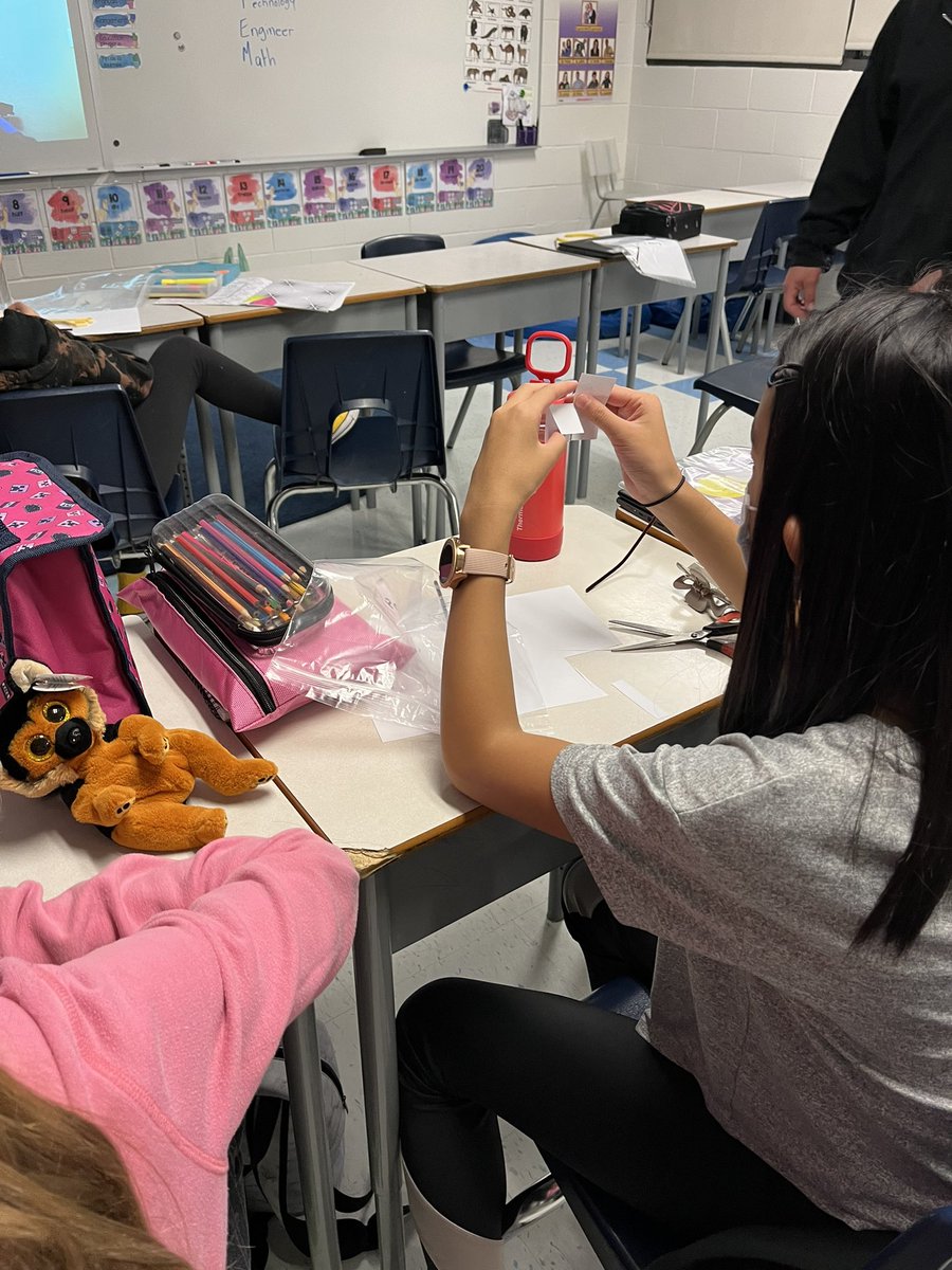 MmeRizzo's tweet photo. Thanks @LetsTalkScience for a great STEM challenge this week! We learned about the biodiversity of seeds and how they get around! 🌳 🌲@PATocsb https://t.co/FnPF7WJYOX