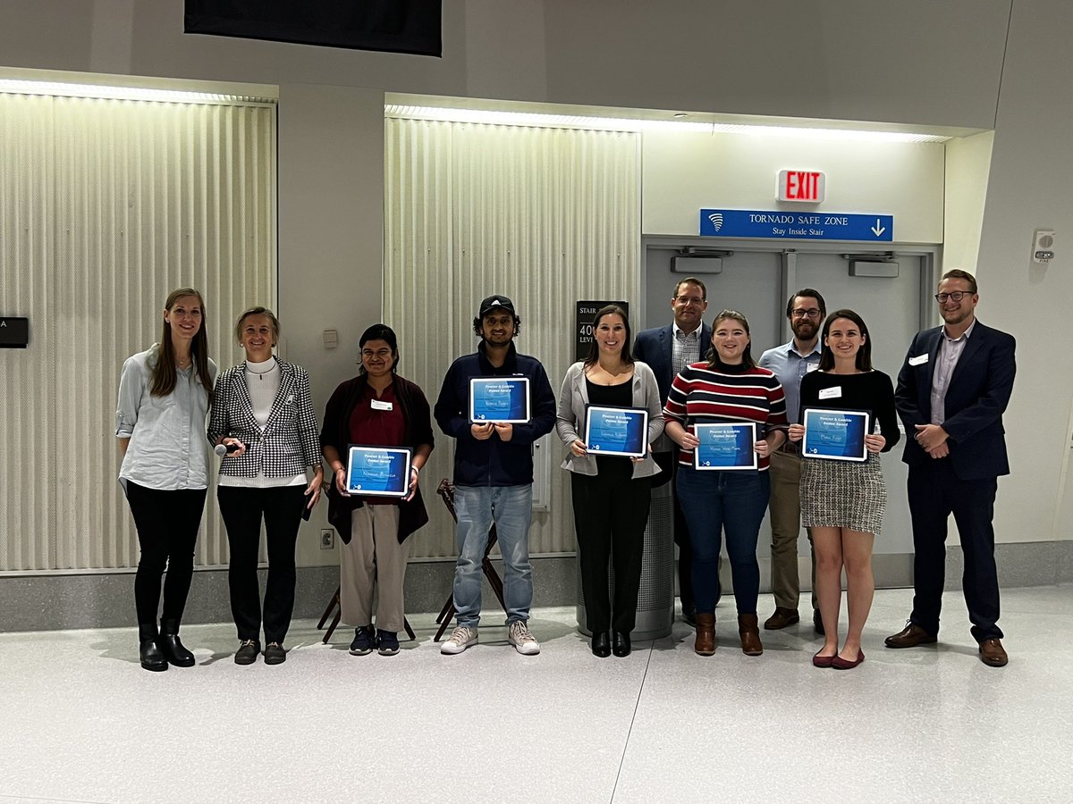 Anna_Dora_G's tweet photo. Thank you P&amp;G for giving out poster awards at the Oesper Symposium 2022.  Also a big thank you to all the graduate, undergrads and high school students who presented their research. @ProcterGamble @UCincinnatiChem @UcChem @UC_ArtSci https://t.co/E4plFMwsDU