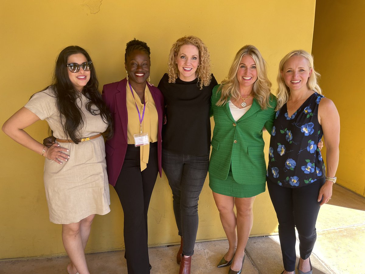 Is there anything better than surrounding yourself w powerful women leaders who whisper in your ear, “you CAN.” 

????

To me, there isn’t. It’s just what I need to remember in dark times to keep going. 

#womenRISE #WomenInMedicine