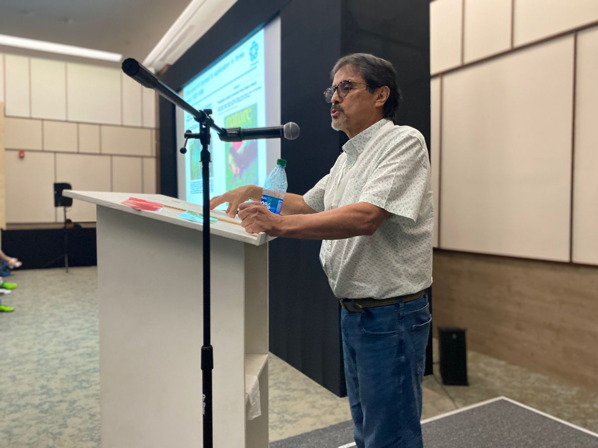 RedBioOficial's tweet photo. #Conferencia del Dr. Luis Rafael Herrera Estrella: "Ejemplos de ingeniería genética para el mejoramiento de las plantas" 

#REDBIO2022 #RedBio #Congreso https://t.co/u4pIXOZWwY