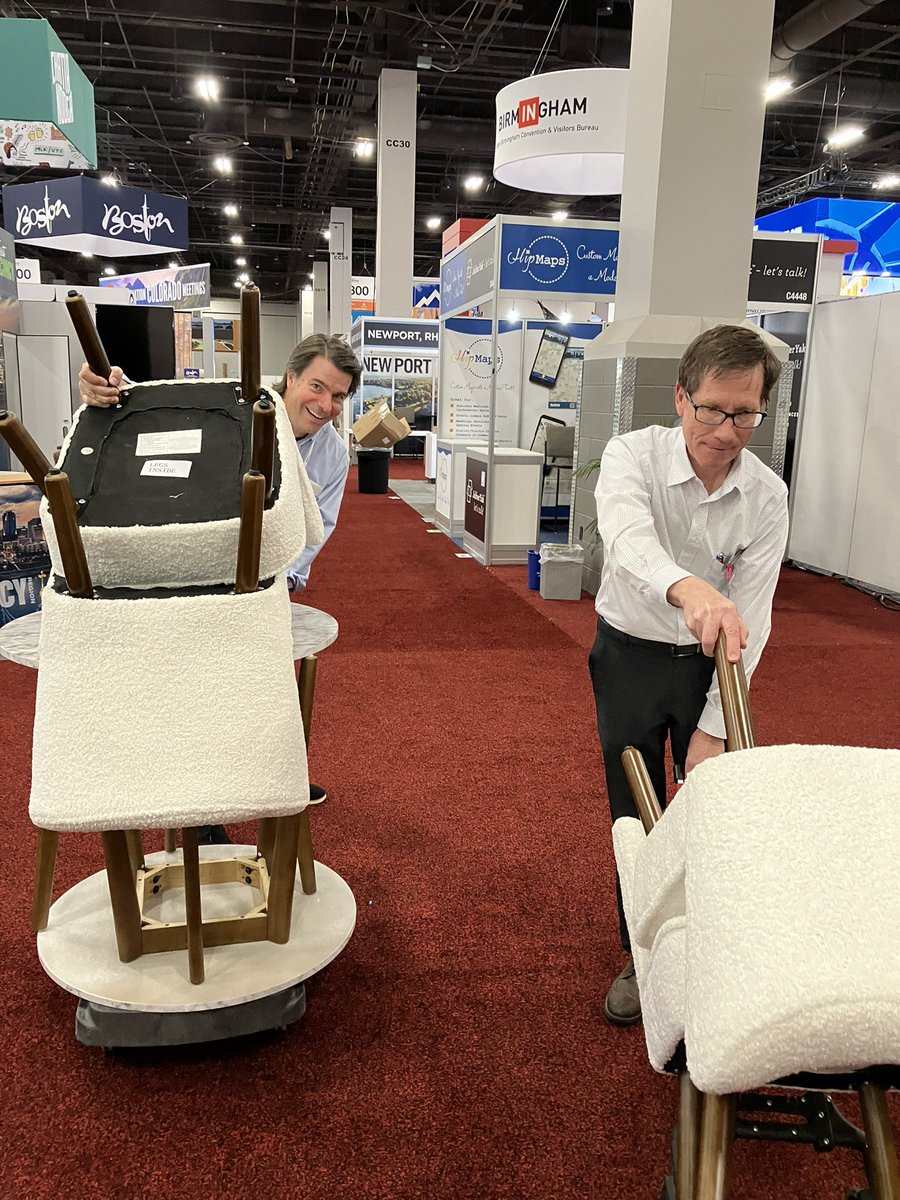 EricWallinger's tweet photo. After an action-packed #IMEX22 one of our favorite activities is working to donate recovered exhibit hall materials. Very appreciative of the Mandalay Bay Convention Center recycling team for all their help matching these items with community partners. https://t.co/GmzqzZpkyC