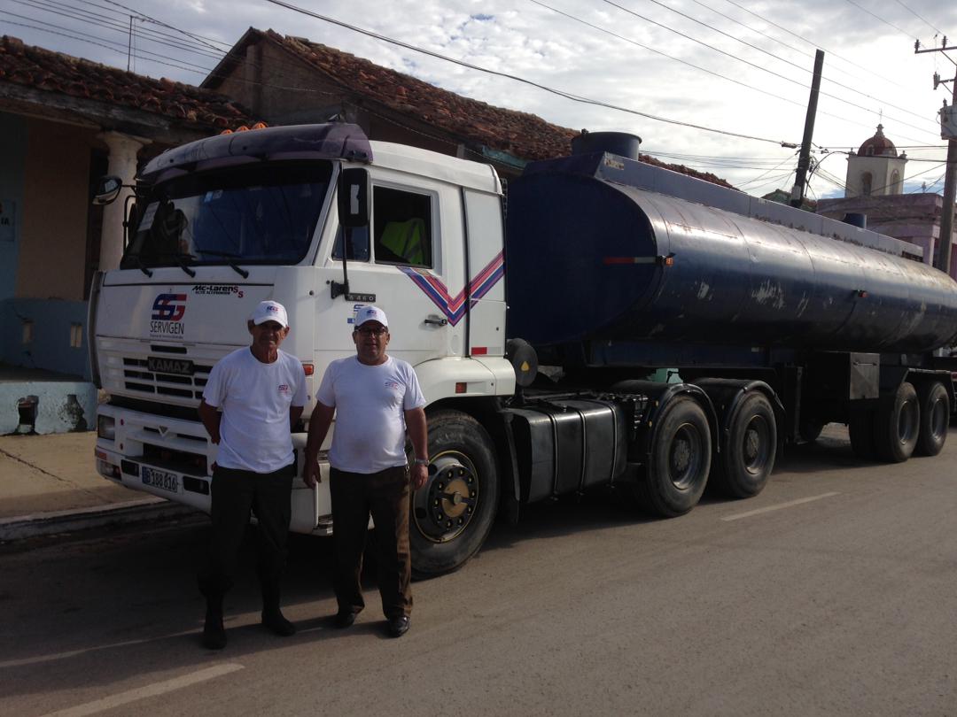 EdMartDiaz's tweet photo. En la tarde noche de ayer, se incorporó al municipio San Luis una rastra pipa, de nuestra empresa @esgservigen, con capacidad para transportar 30 mil litros de agua potable en cada viaje.#CubaEsAmor https://t.co/1d5HYYqBLX