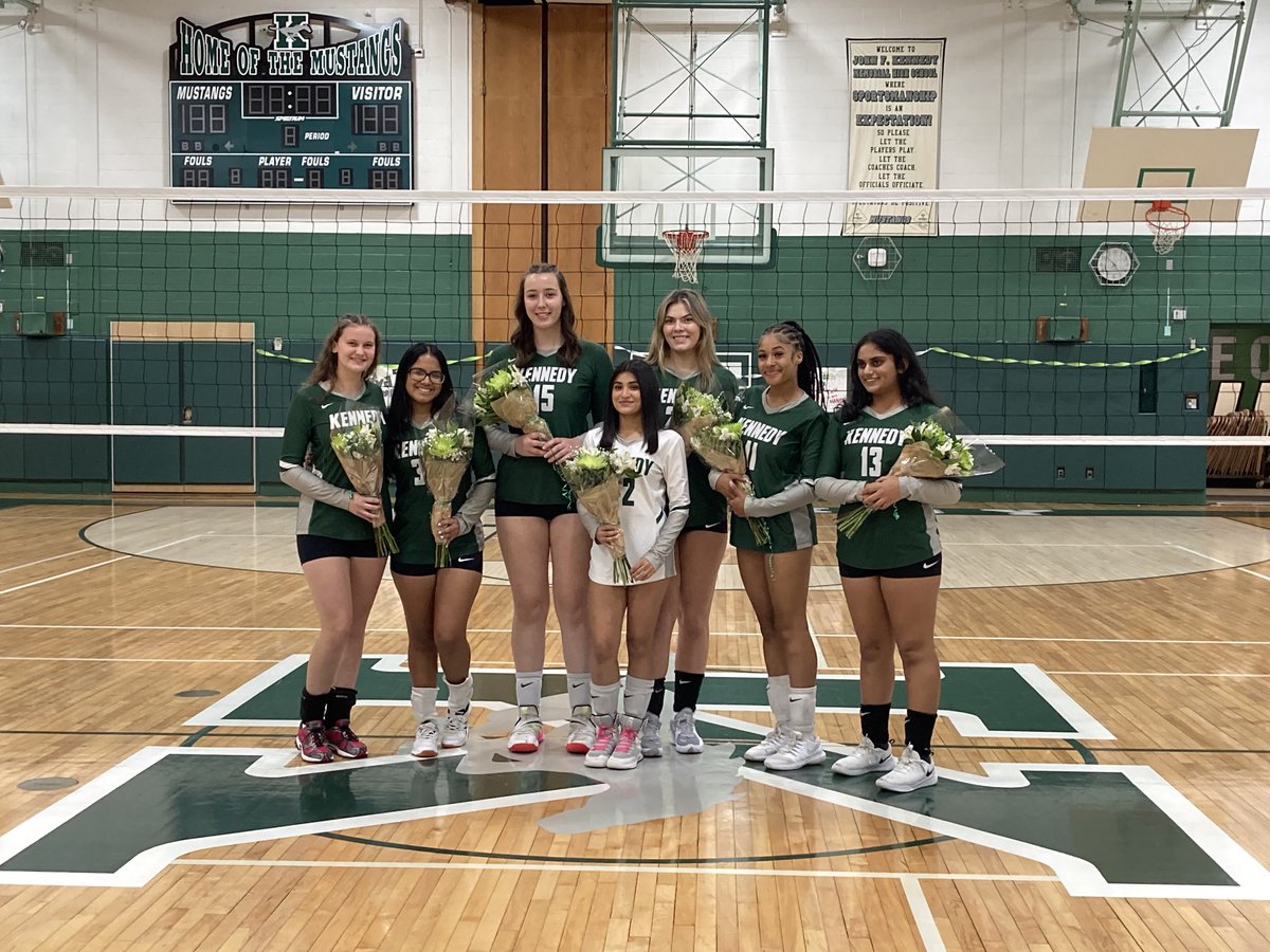 Thank you #seniors! Great win over Edison today #JFKMHSpride
