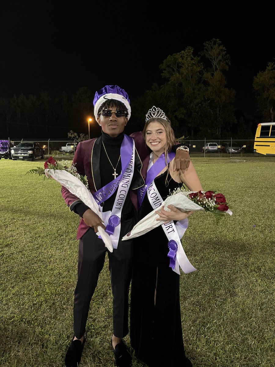 DCHHornets's tweet photo. Congratulations to Olivia McLoughlin and Jaelyn Green, DCHS Homecoming King and Queen! https://t.co/pUN7mTfBfd
