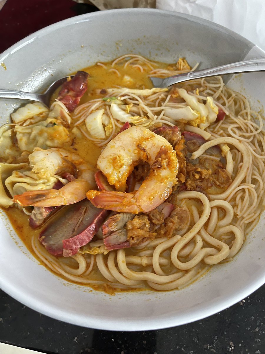 Mudskipper_76's tweet photo. Saturday morning tradition… #Parap #Markets. https://t.co/09VO2KtHIb