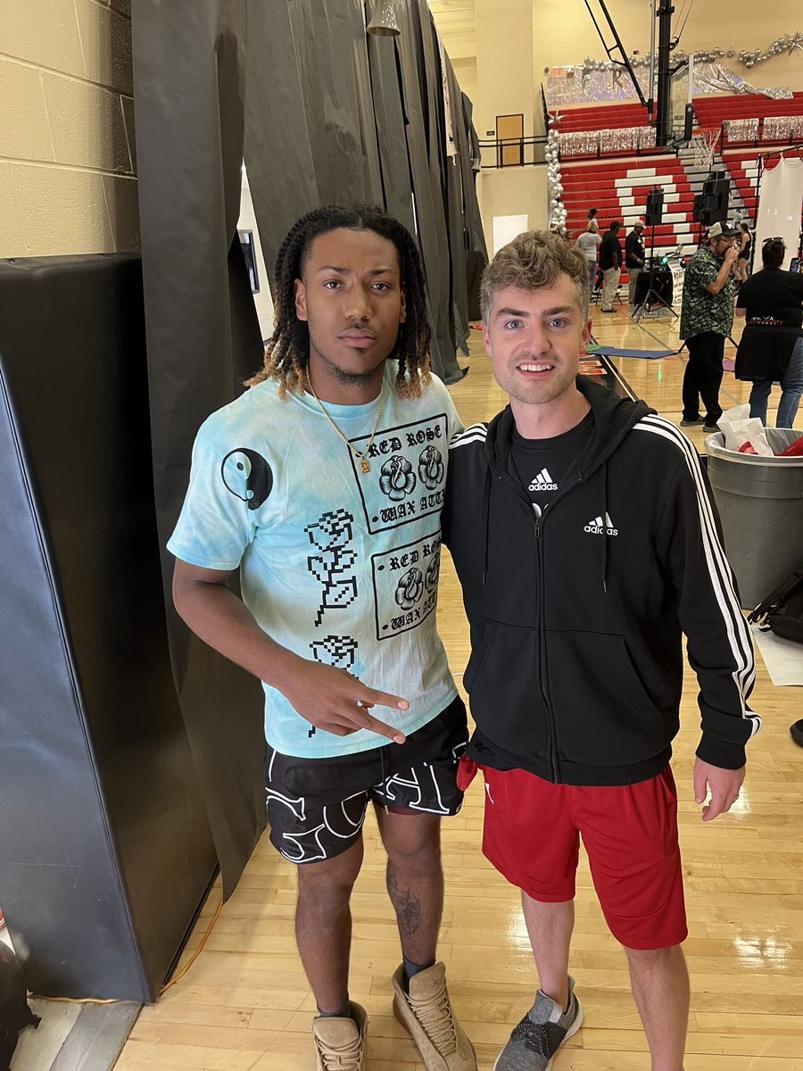 BIGTIME visitor today in Madison! Appreciate former Dog <a href="/Alec_Woodard22/">Alec Woodard</a> stopping by during homecoming week. I need me some <a href="/LionUpMBB/">Southeastern Men's Basketball</a> gear!!!