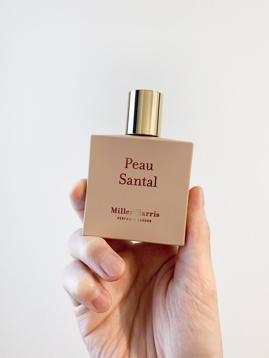 scententia's tweet photo. 「肌の香り」をテーマに作られたミラー ハリス『ポー サンタル』。

クリーミーでやさしい白檀（サンダルウッド）をメインとした香水です。

お寺の雰囲気もありつつ、カシミアウッドやアンバーの柔和なウッディノートに、分かるか分からないかぐらいの隠れたバニラで肌に馴染む香りに仕上げています。 https://t.co/FHiD2BqPax