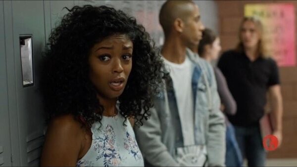 Kayla “I mean you HAVE to make a decision”
Randall “I’m not picking you” 
Well damn….#ReadyToLove