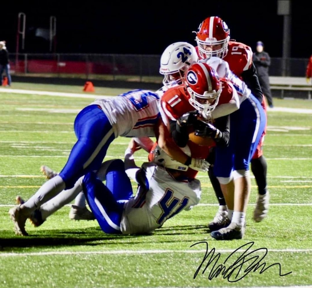 Way to make them work to bring you down <a href="/MendozaPryde/">Pryde Mendoza</a> !

Photo credit: Marci Burr