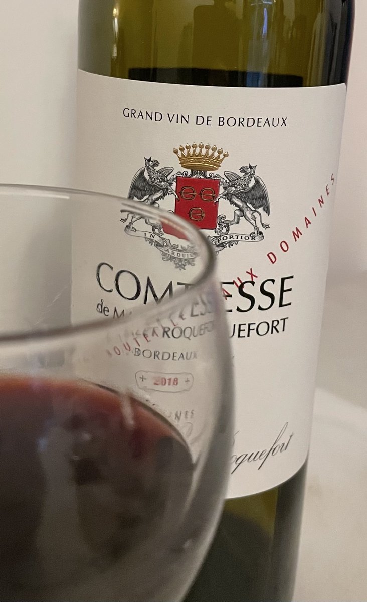 DFCWealth's tweet photo. We took a shopping cart of groceries to the local food bank. And treated ourselves to a modest French Bourdeaux. Thanks to @KeithMcCullough and team @Hedgeye for making it all possible.
#RiskRanges #RealTimeAlerts #WigIndicator https://t.co/147qlTXZUO
