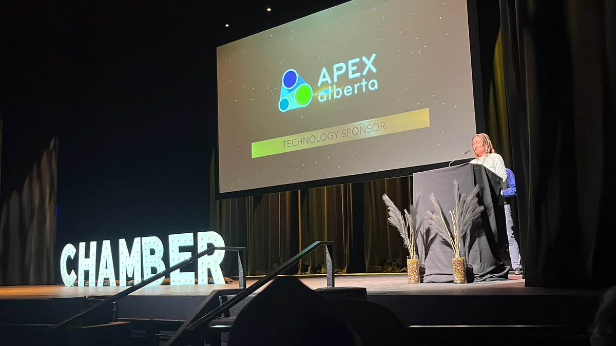 KevinShuff's tweet image. So much energy at tonight’s 2022 business awards. Congratulations to all nominees. #mhbizawards