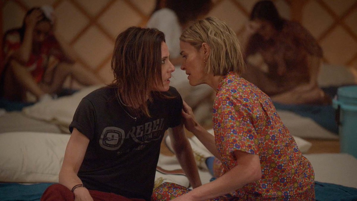 SHO_TheLWord's tweet photo. did your jaw hit the floor like ours did?? https://t.co/VaJuR9rBw0