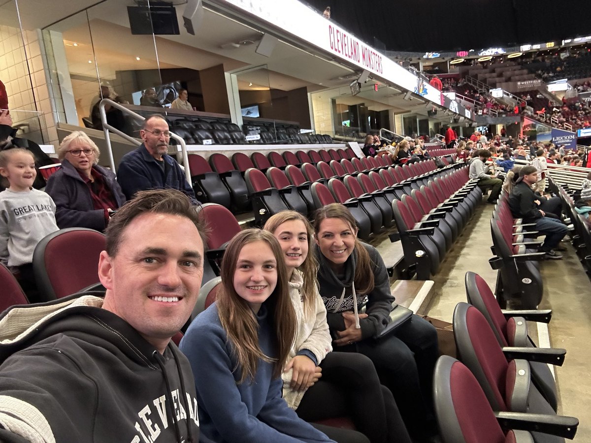 Ryan Gorney tweet media