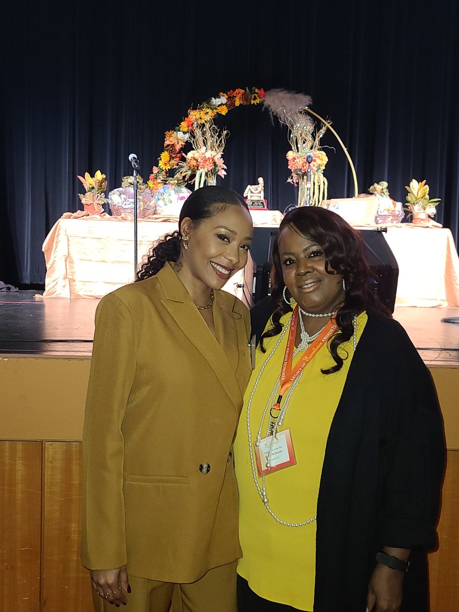 J. Wallace tweet media