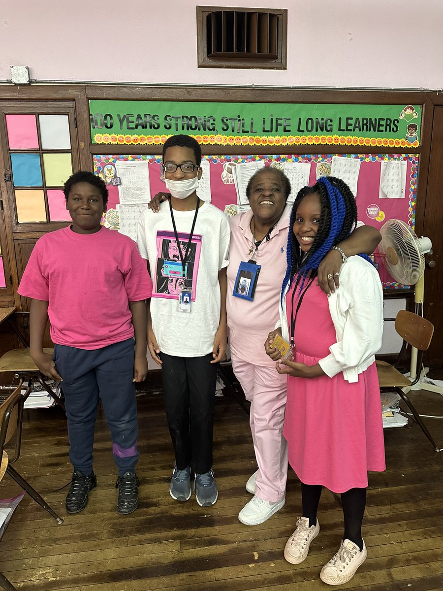 TDpcsd's tweet photo. Today our staff and students supported Breast Cancer by wearing PINK 💗. @TDpcsd https://t.co/Figqh6xqFm