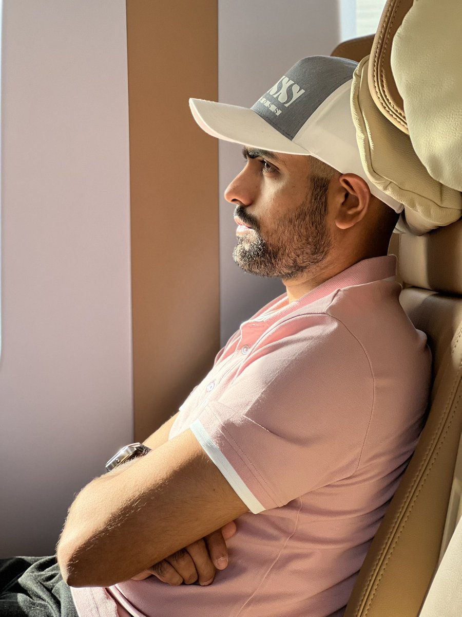 masadkhan1190's tweet photo. Happy Birthday king @babarazam258
May you have many many more 
And we hope you bring world cup this year 
#KingBabar #GOAT𓃵 #birthdayboy #baberazam https://t.co/RaFflnIVtW