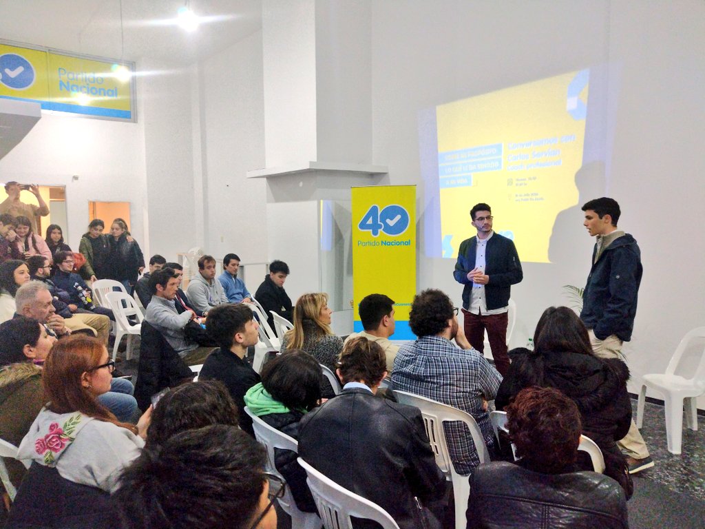 Franco__sormani's tweet photo. Hicimos un conversatorio sobre "Mi propósito: lo que le da sentido a mi vida."
El coach Carlos Servian compartió con @Jovenes40 herramientas y nos ayudó en la reflexión.
#ElijoHacer #EsAca https://t.co/0XnF6aT7nd