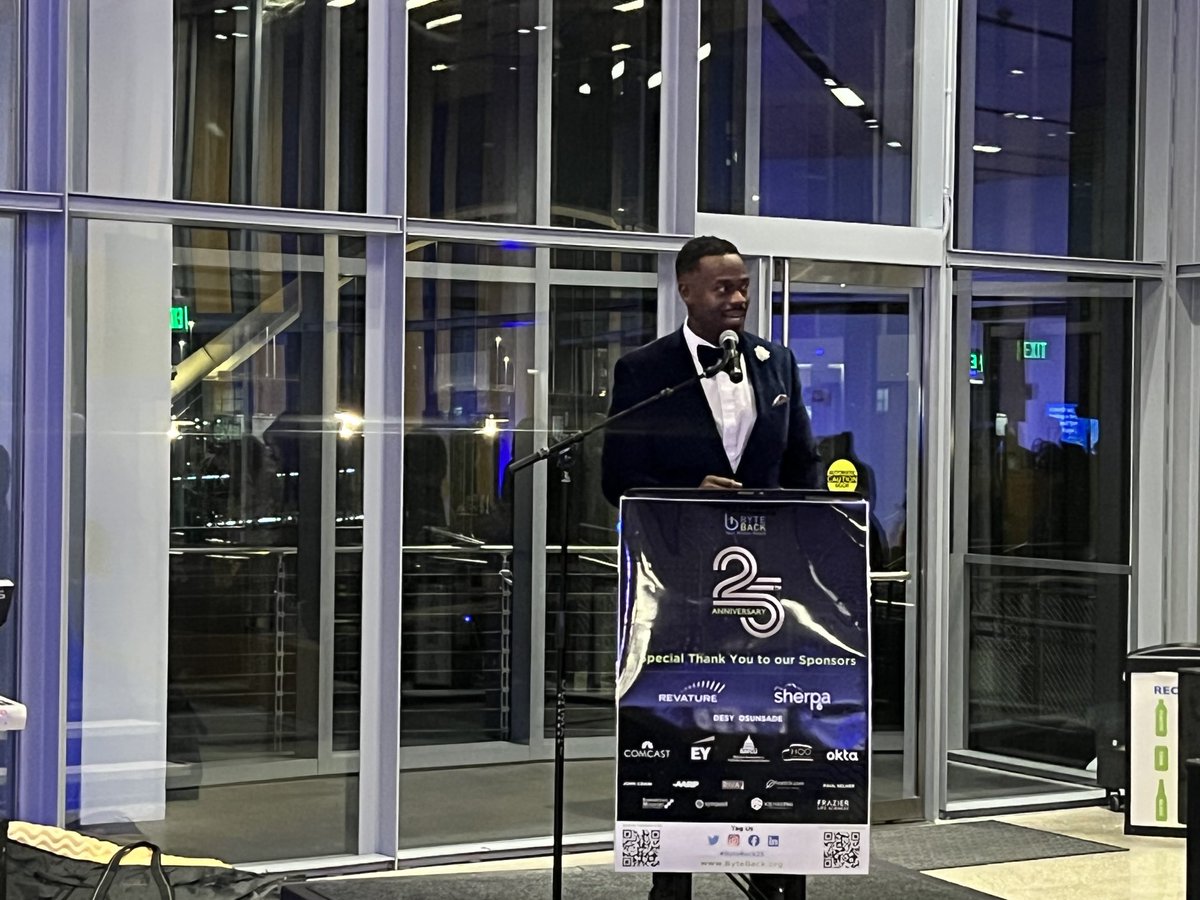 Such a privilege to be celebrating ⁦<a href="/We_ByteBack/">Byte Back</a>⁩'s 25th anniversary tonight. What an incredible organization that has changed so many lives, including me. Congratulations ⁦<a href="/JoePaulSpeaks/">Joe Paul</a>⁩ and the entire Byte Back team!!!