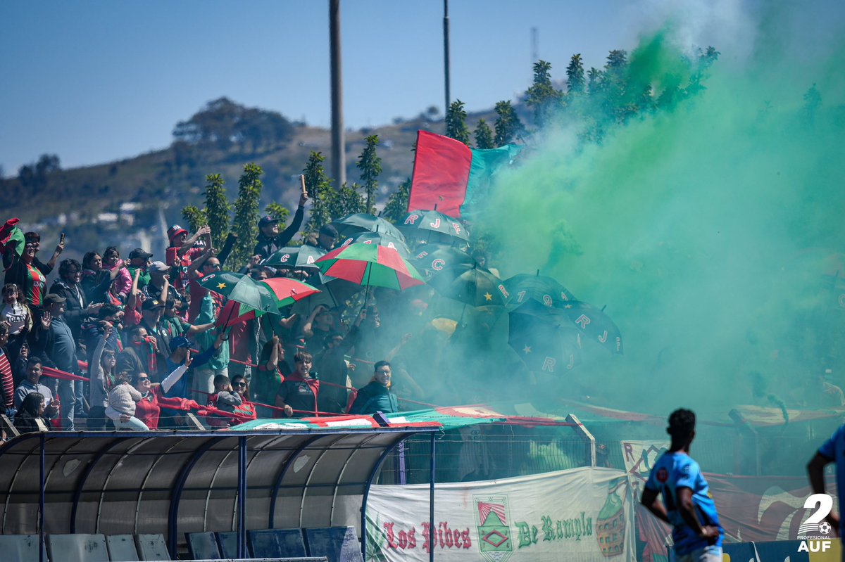 checha15716991's tweet photo. Mañana 19 30 hrs. , Sale la voz de Rampla a la cancha , al estilo la voz , con sorpresas , el programa del hincha para el hincha estate ahí , pregunta y participa , https://t.co/e3QUns4qGN