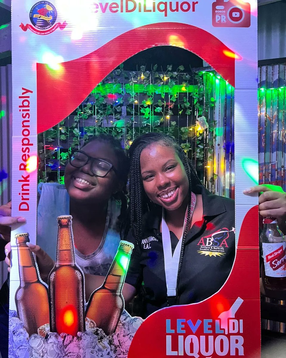 LevelDiLiquor's tweet image. Snapshots from last night&apos;s Flingback Inte!📸
We were happy to see that y&apos;all remembered #leveldiliquor 🍻 
See you next Thursday and remember to #drinkresponsibly 🤝🏽

#leveldiliquor
#IntegrationSeries2022
#FlingBack2022