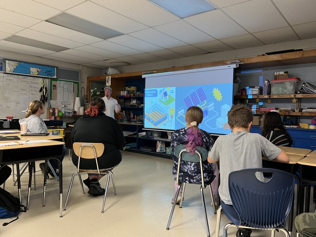 DumontTech's tweet image. We are so grateful to Michal Kaleta from Lassel Architects for being our guest expert today!  Michal talked with the Ss about renewable energy and energy efficiency, relating to our First Lego League #superpowered investigations. #WeAreNoble #NobleFLEX #PBL #FLL #renewableenergy