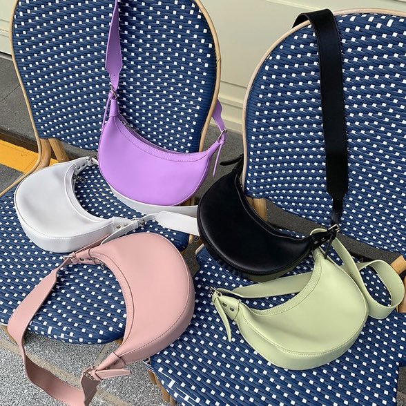 bona_preorder's tweet photo. [#พรีออเดอร์] 앤트 크로스백
#906studio
Color: ivory,pink,mint,purple,black
ราคา 990฿
ค่าส่ง free shipping 
มัดจำ 50%
#พรีเกาหลี #หิ้วเกาหลี #รับหิ้วสินค้าเกาหลี #แฟชั่นเกาหลี #รับหิ้วสินค้าเกาหลี #กระเป๋าสะพายข้าง #กระเป๋าเกาหลี #พรีออเดอร์เกาหลี https://t.co/3ApdZtAmbU