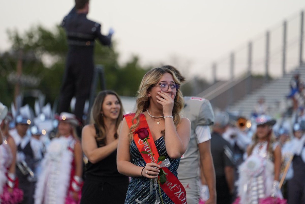 Marcus_HS's tweet photo. Congratulations to our 2022 Homecoming King and Queen: Riley Letterman and Ally Horton! 👑 https://t.co/vfIz63SXYs