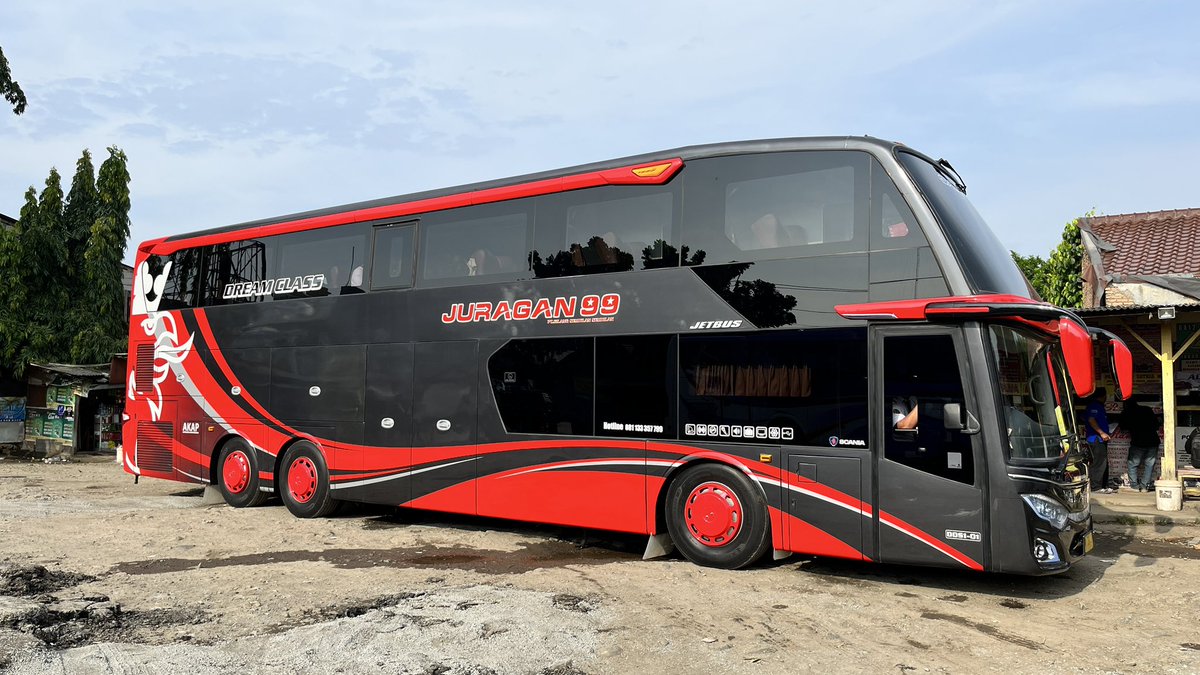 nofamanyoel's tweet photo. JURAGAN99 GAVAN Dream Class di Terminal Pondok Pinang hari ini. Rute Poris-Surabaya-Malang.
@CaloTerminl @BisKota_
#bismania #busmania #juragan99 #photobis #photobus https://t.co/wNDc7oU6Jo